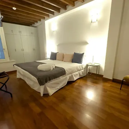 Isa * Granada