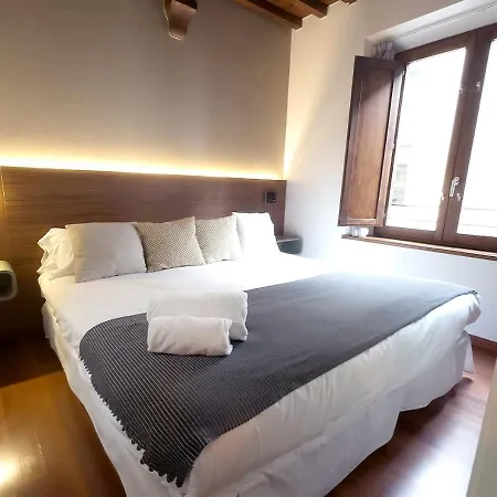 Isa Granada
